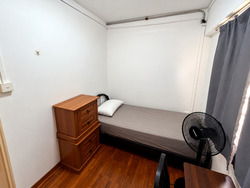 Blk 824 Yishun Street 81 (Yishun), HDB Executive #638628011